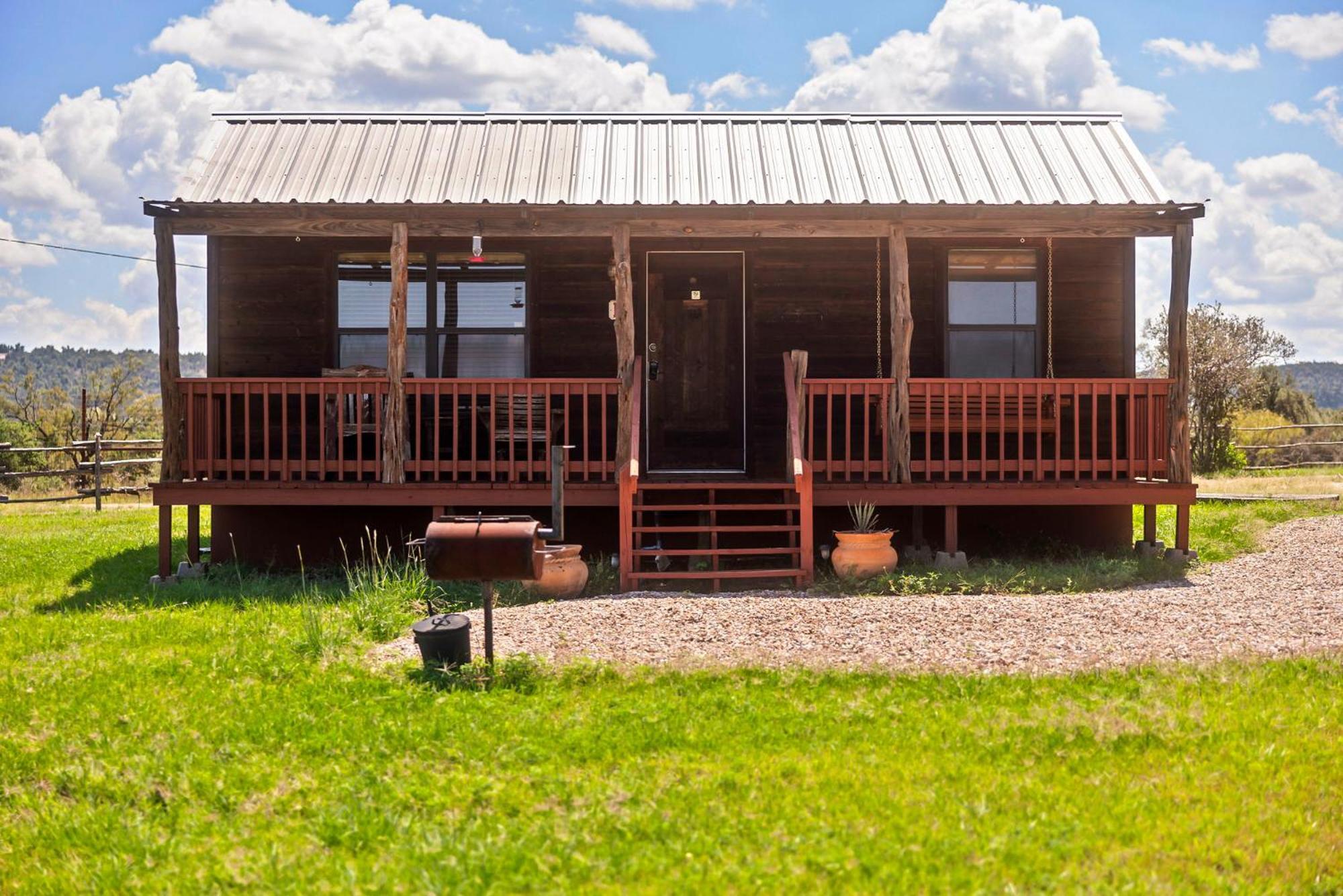 Crabapple Enchanted Rockview Cabins מראה חיצוני תמונה