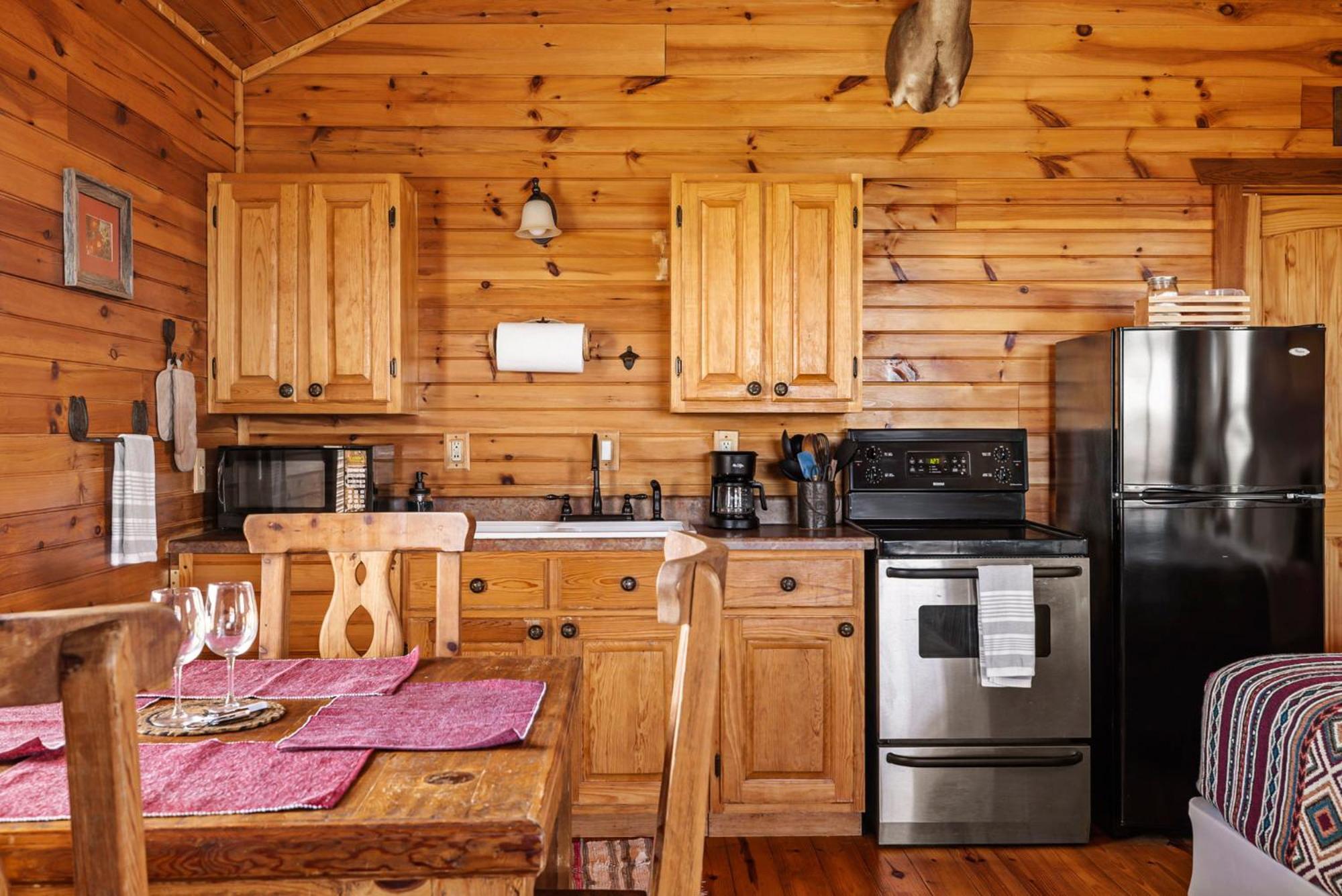 Crabapple Enchanted Rockview Cabins חדר תמונה
